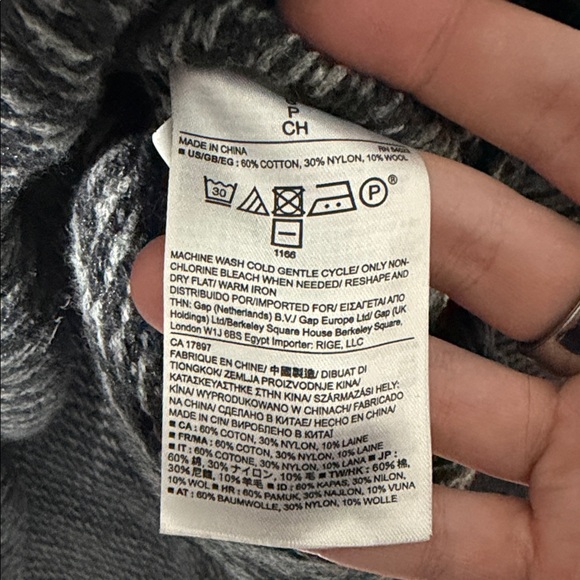 Banana Republic Knit Poncho Cape Sweater Gray Black Size Small - Picture 3 of 7